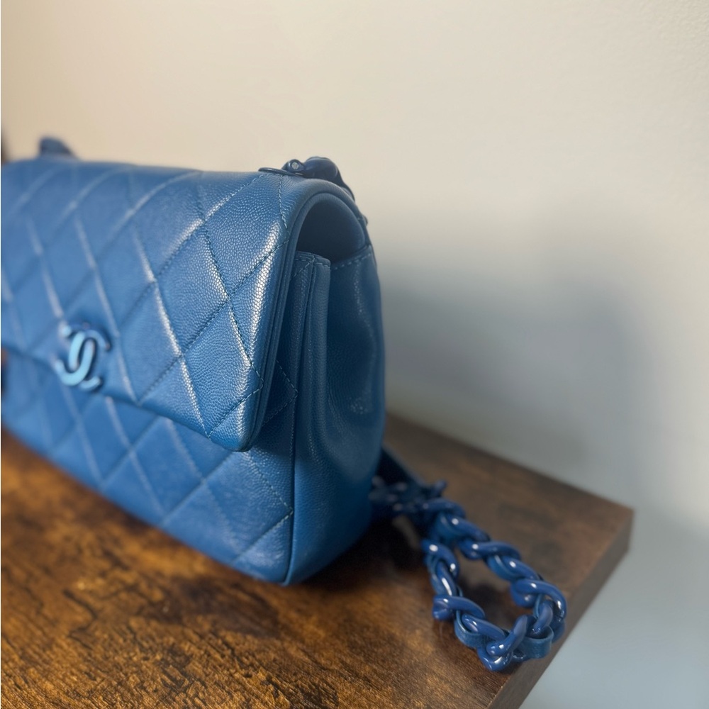Chanel my everything blue caviar bag - Picture 3 of 15